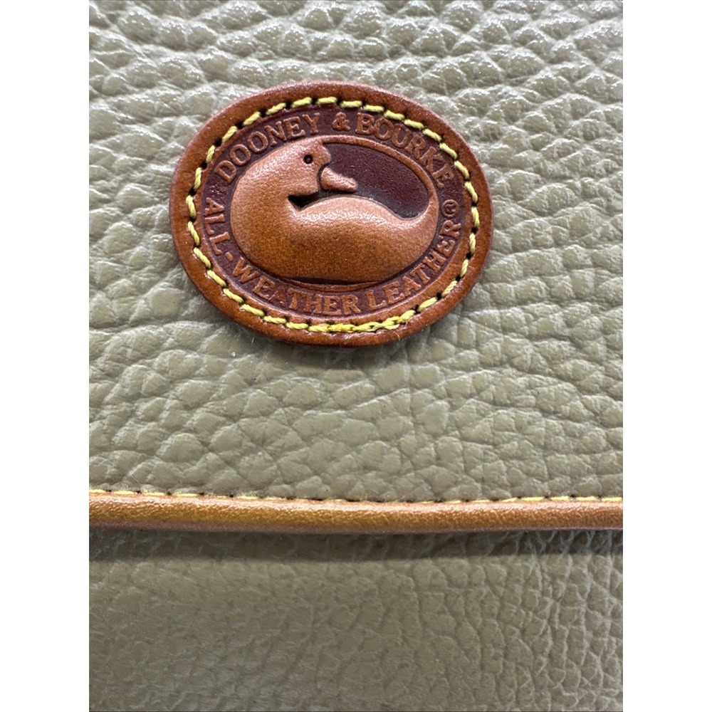 Vintage Dooney and Bourke LeatherSling Bag No Strap - Picture 11 of 11
